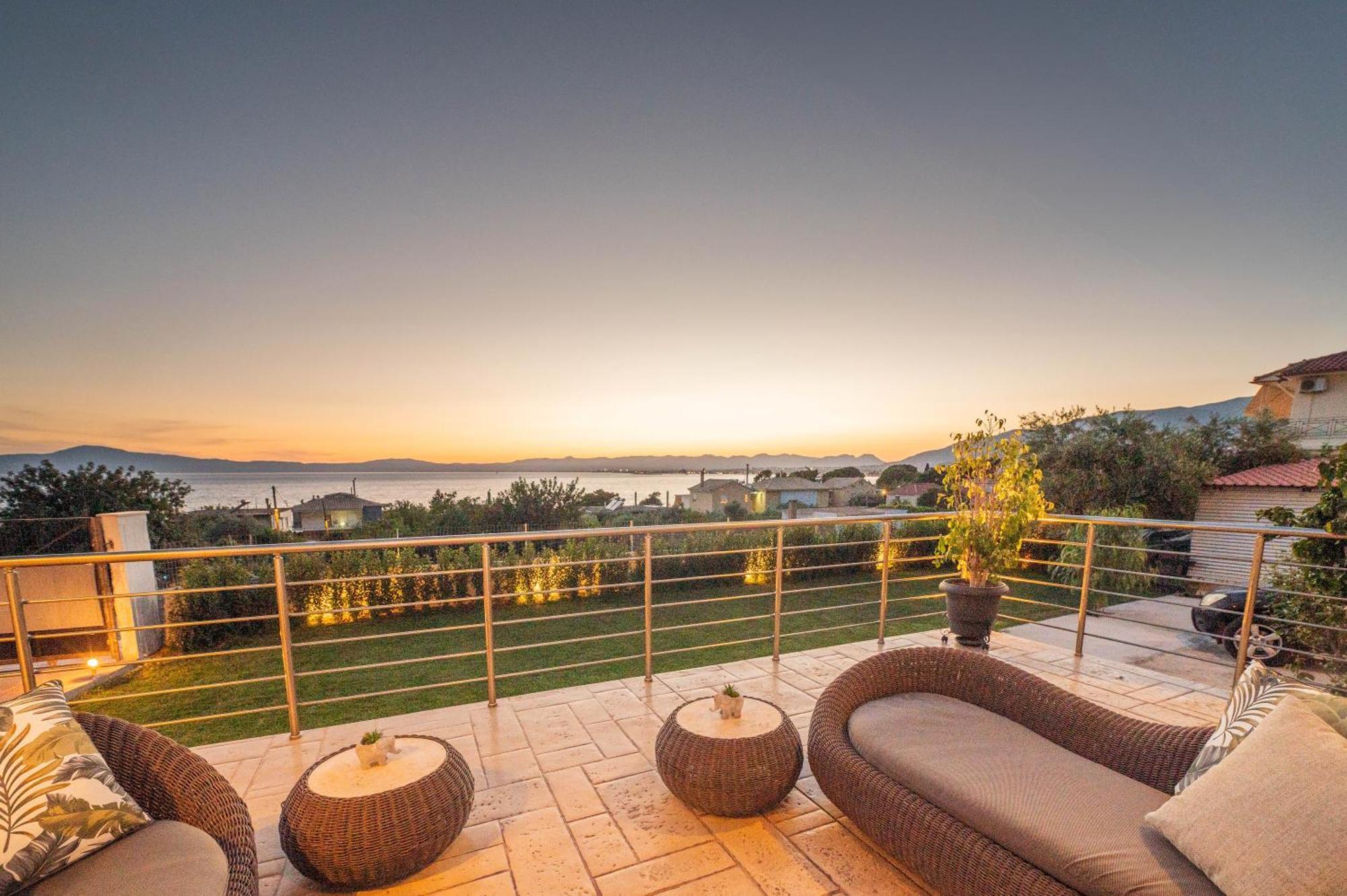 Vila Thea Seaview Luxury Living Kalamata Exteriér fotografie