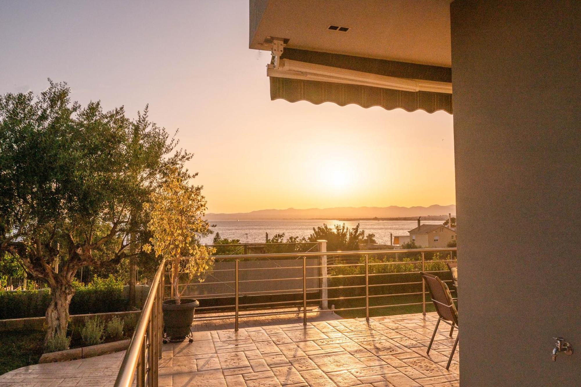 Vila Thea Seaview Luxury Living Kalamata Exteriér fotografie